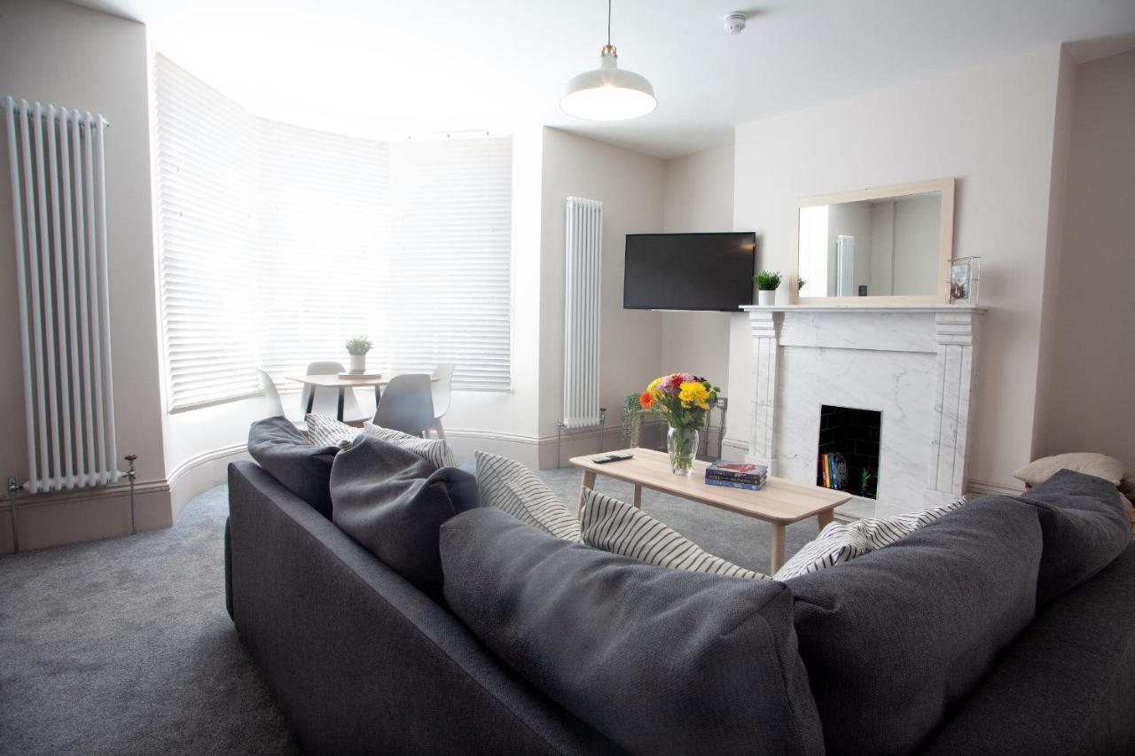 Oxford Street Grand Apartment- Free Evening Parking サウサンプトン エクステリア 写真