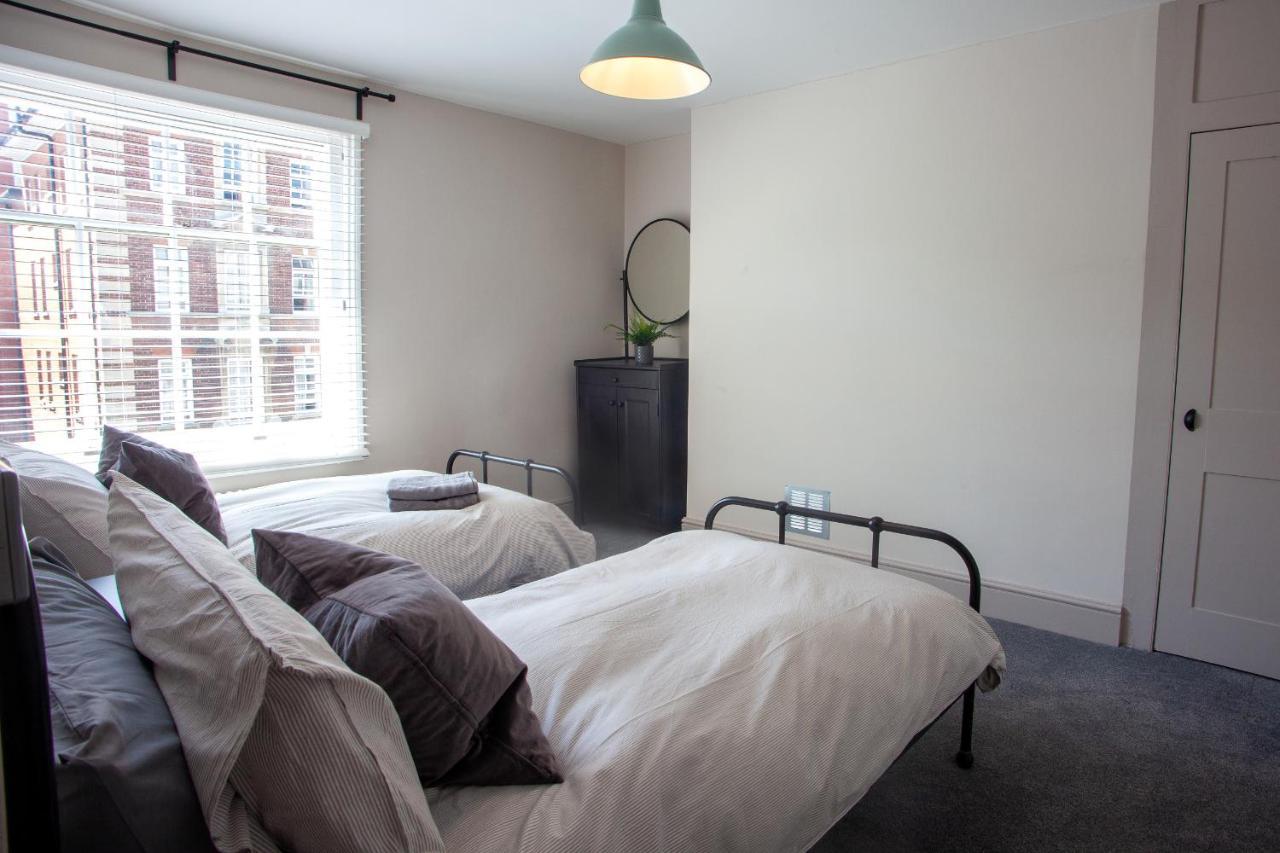 Oxford Street Grand Apartment- Free Evening Parking サウサンプトン エクステリア 写真
