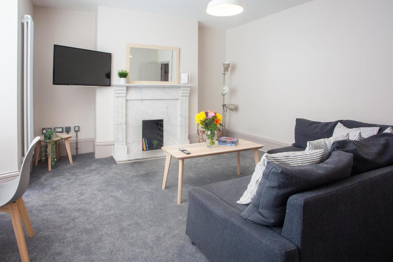 Oxford Street Grand Apartment- Free Evening Parking サウサンプトン エクステリア 写真